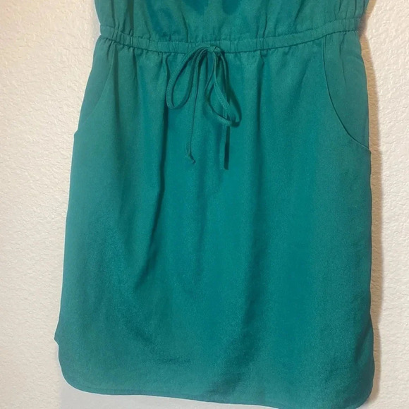 BeBop Green Size Medium Sleeveless Elastic Waist Pocket Hi-Low Dress - Picture 5 of 8